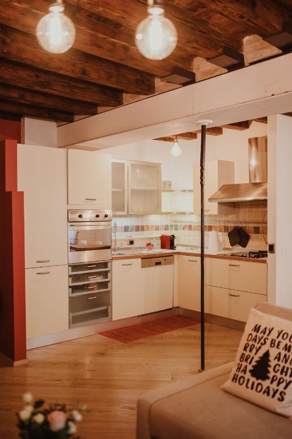 Casa Sgarzarie Exclusive Apartment Verona Eksteriør bilde